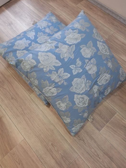 Продам подушки перьевые