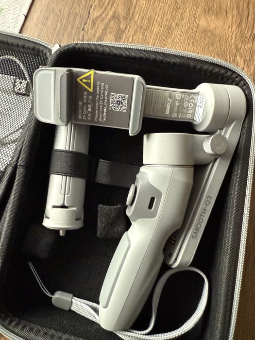 Zhiyun Tech Smooth Q3 Combo Stabilizator Gimbal pentru Smartphone