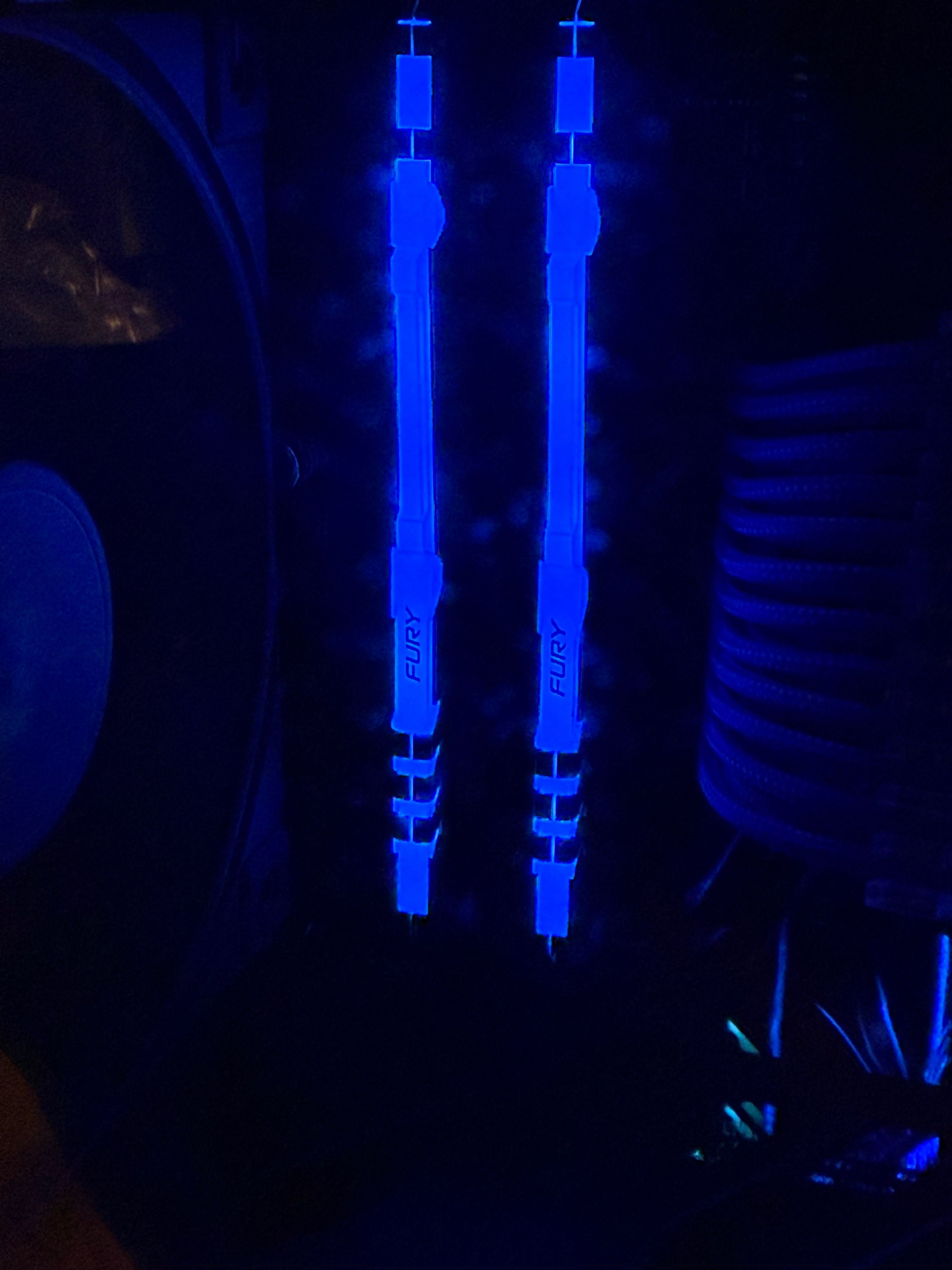 Геймърски компютър G:rigs (Nvidia RTX 4070, AMD Ryzen 7 5700)