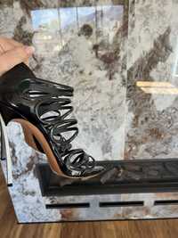 Нови оригинални обувки Casadei 40 номер