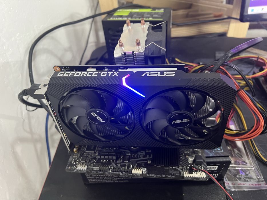 Видеокарта Asus Dual Mini GTX 1650 GDDR6 4Gb
