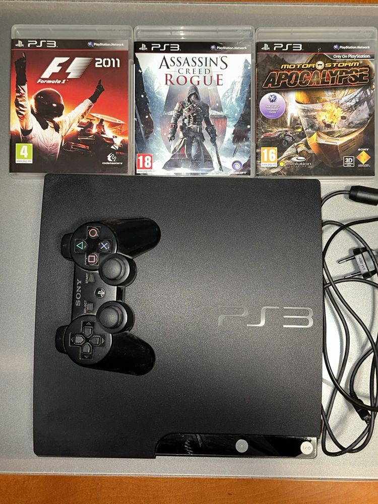 Sony Playstation 3 с подарък 3 игри и джойстик