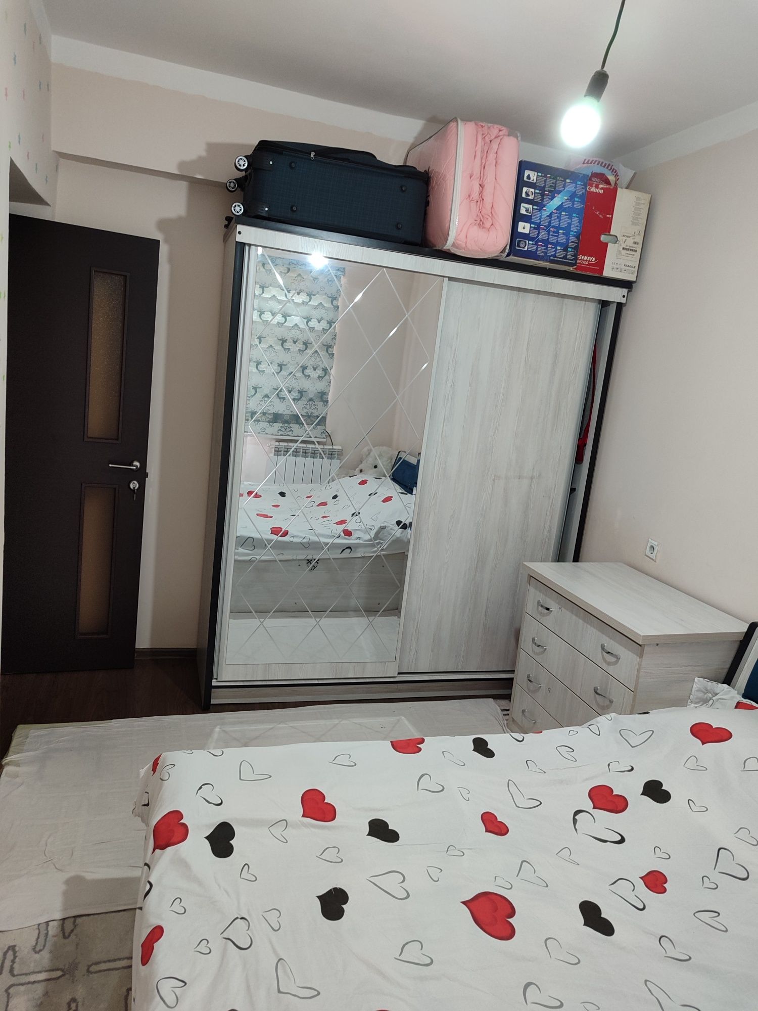 Yangi hayot tumani 5 a 23_ domda 2 honalik kvartira sotiladi.