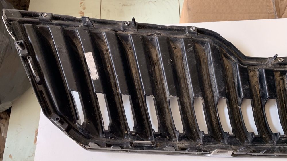 Решетка за Skoda Superb