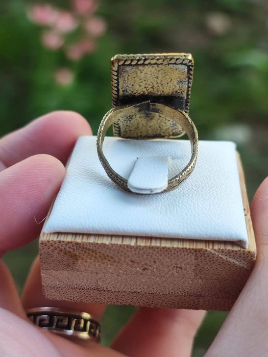 Vechi inel etnic din bronz