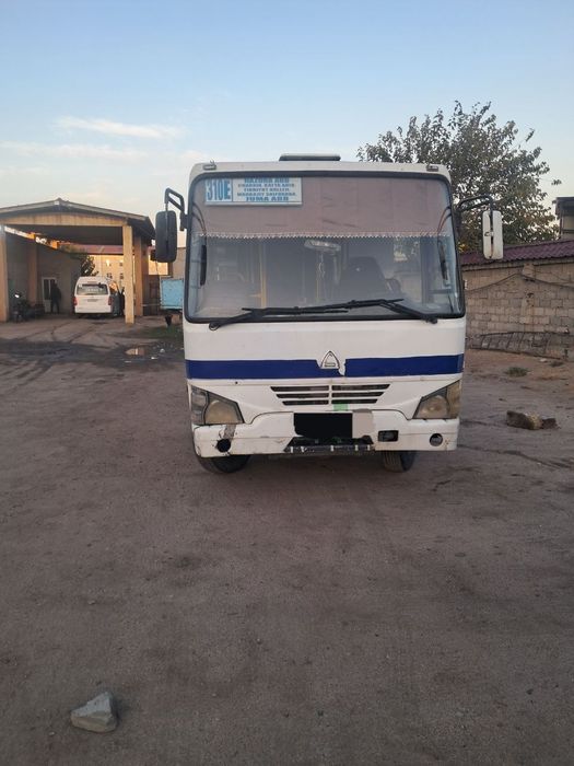 Продаётся автобус исузу