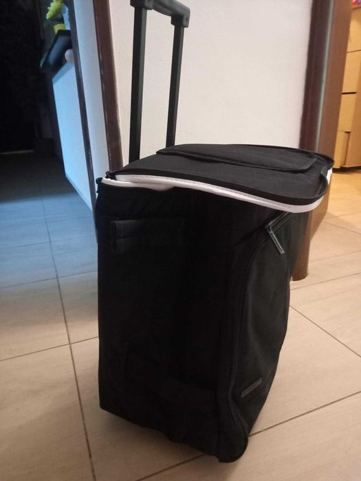 geanta frigorifica/termoizolanta tip troller Dunlop-noua