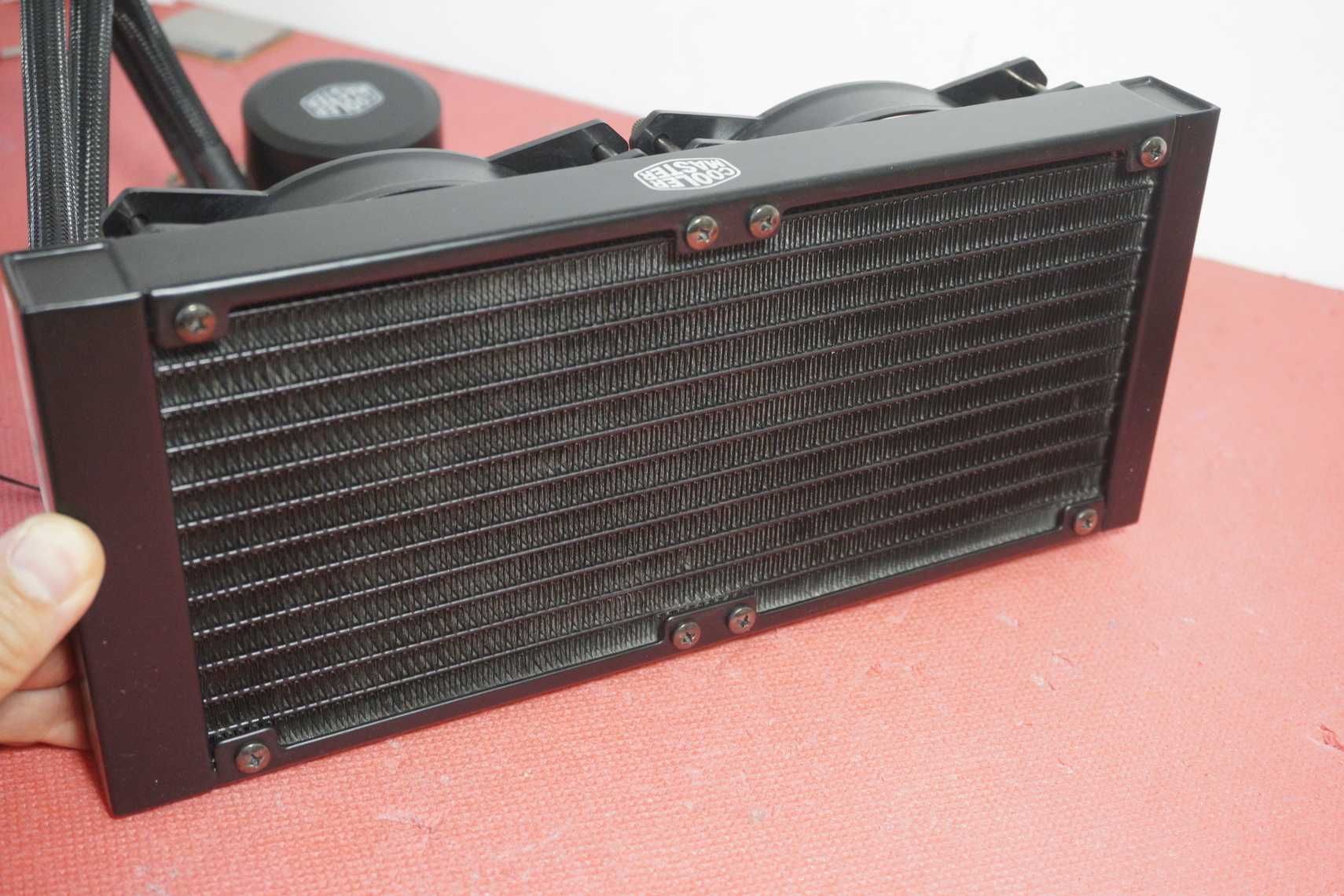Водно охлаждане (AIO) Cooler Master MasterLiquid ML240L RGB 240мм
