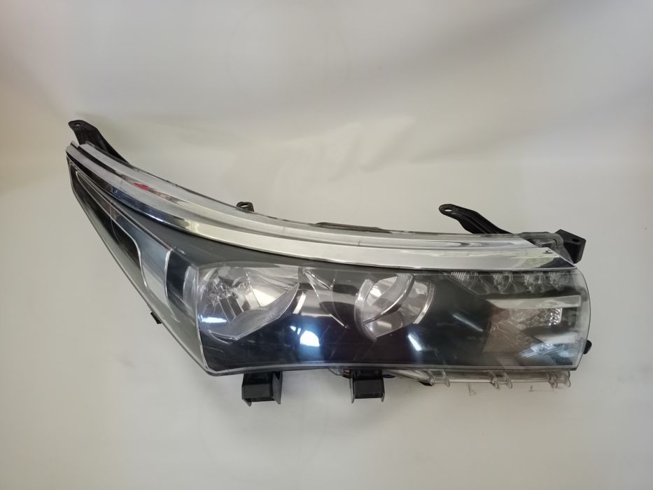 Фара.тойота королла