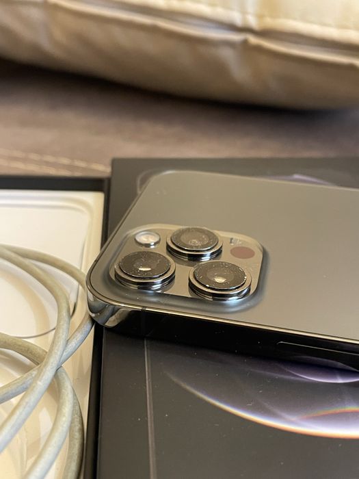 Iphone 12 Pro Max 256gb 93% battery