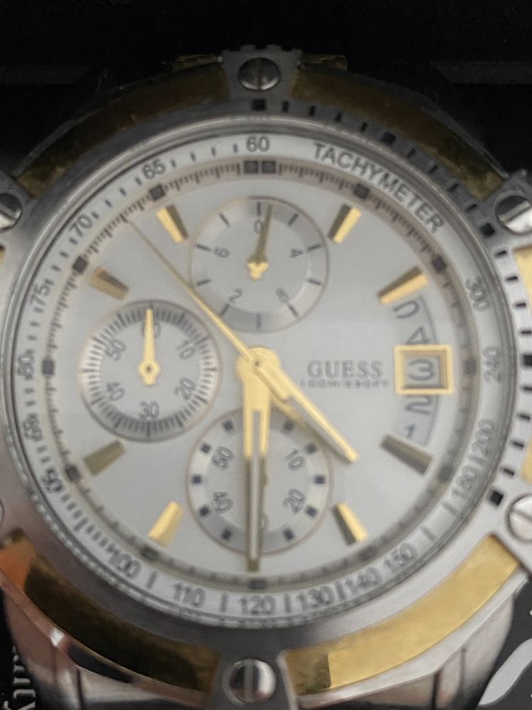 Ceas GUESS impecabil