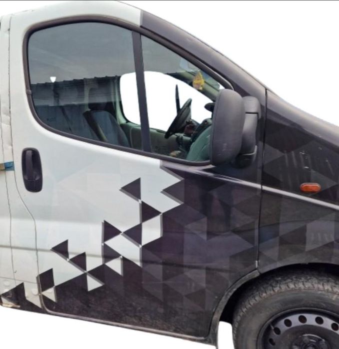 Usa portiera goala fata dreapta Opel Vivaro