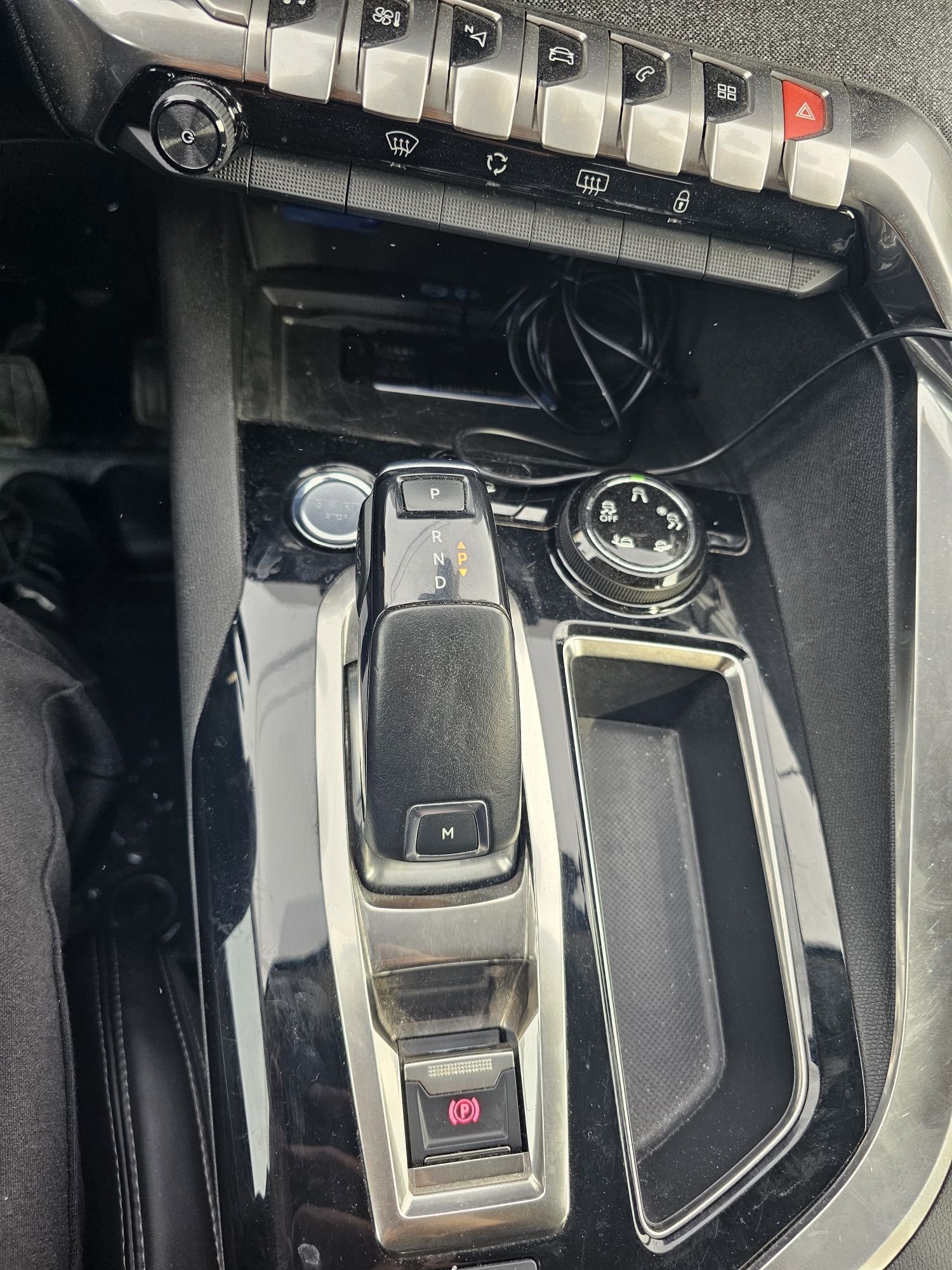Peugeot 3008 1.5hdi 2019