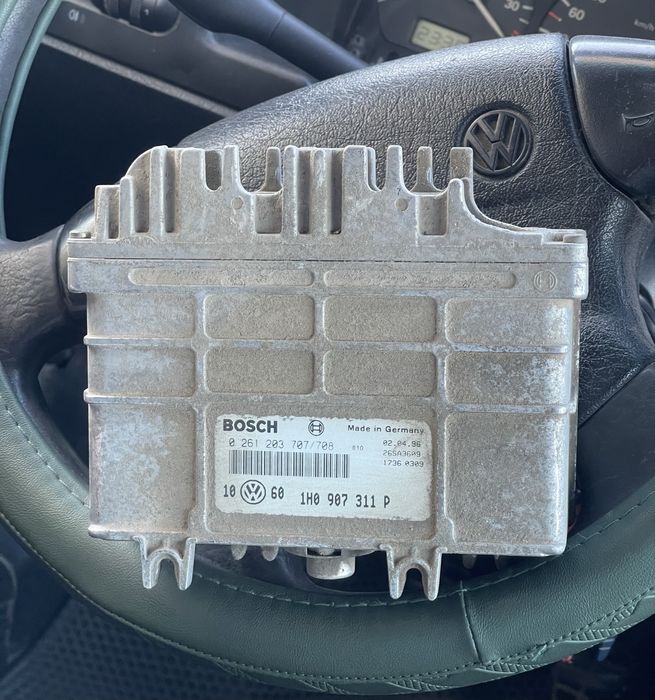 Компьютер на Passat b4 1.8 mono