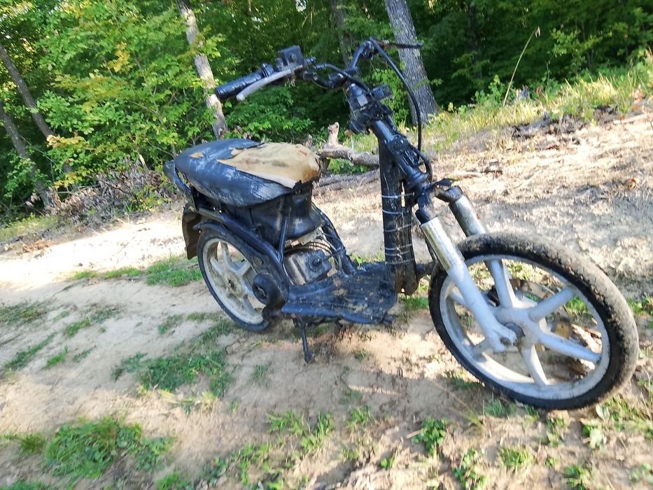 Vând scuter Piaggio