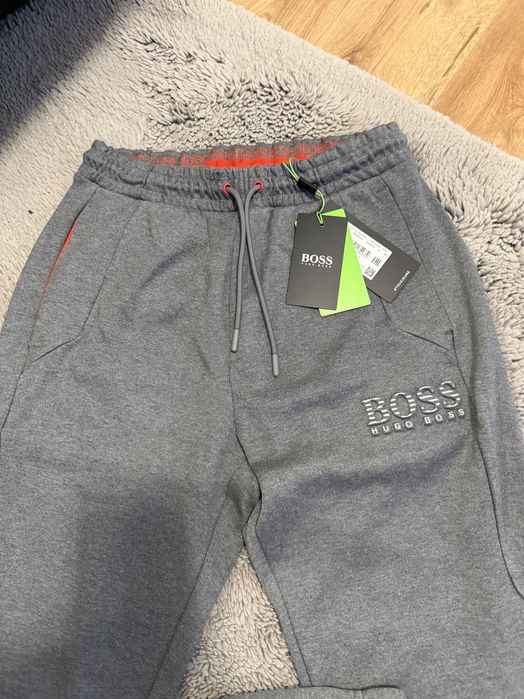 Hugo boss долница