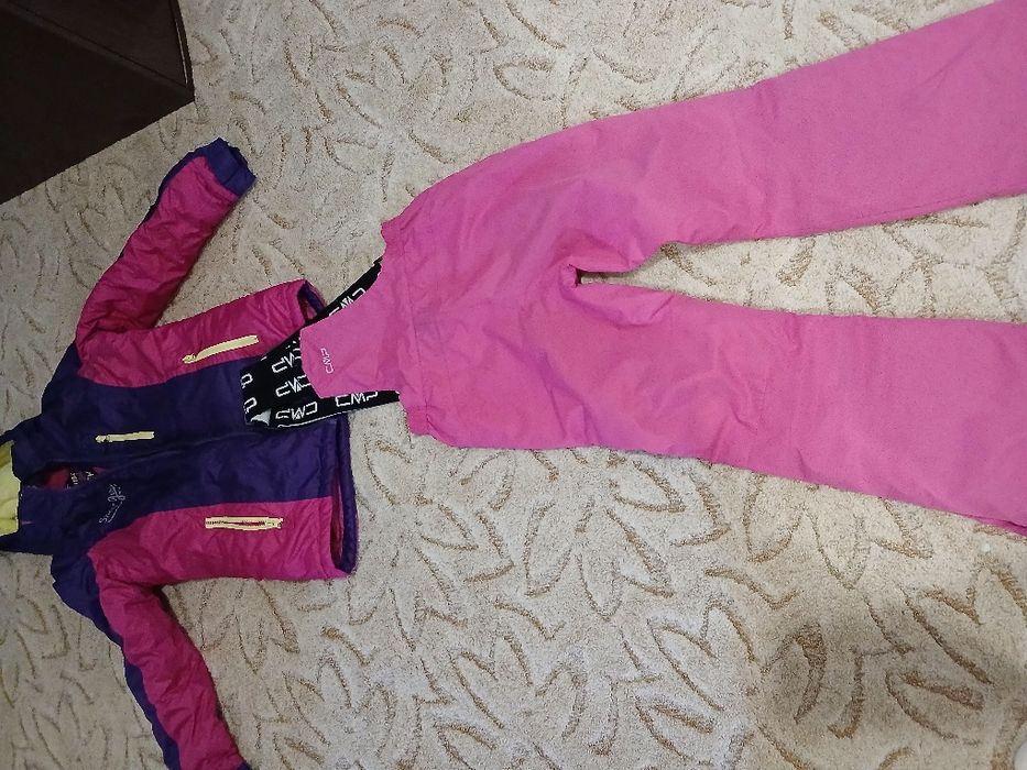 Costum ski fetiță mărimea 156/152.