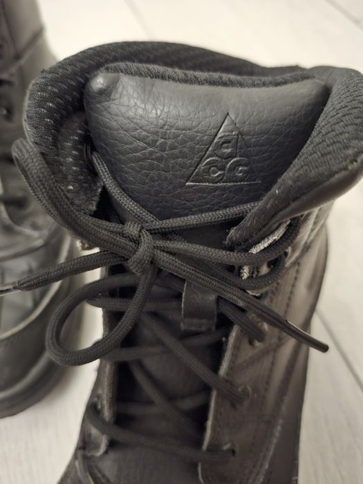 Ghete piele nike marimea 35 23 cm