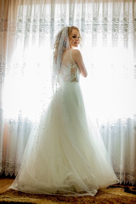 Vând rochie mireasa