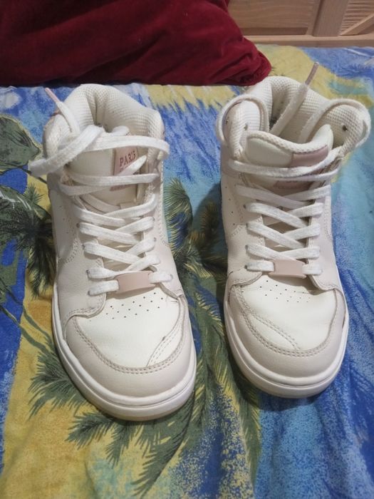 Adidași ghesta Zara 34 fata