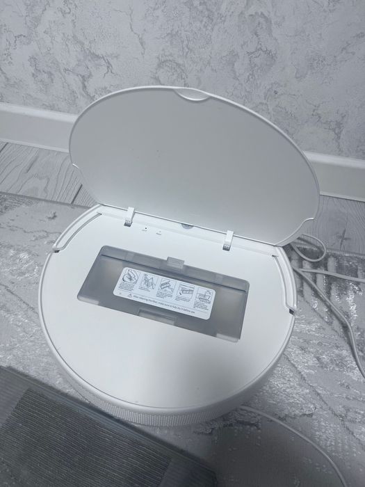 Робот-пылесос Mi Robot Vacuum-Mop 2 Lite