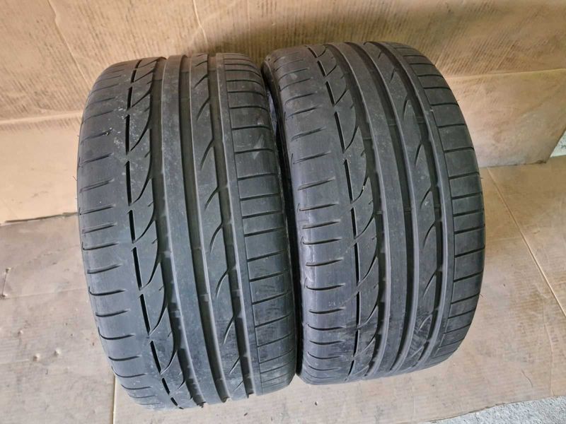 2 Bridgestone R18 245/35
летни гуми runflat DOT0319