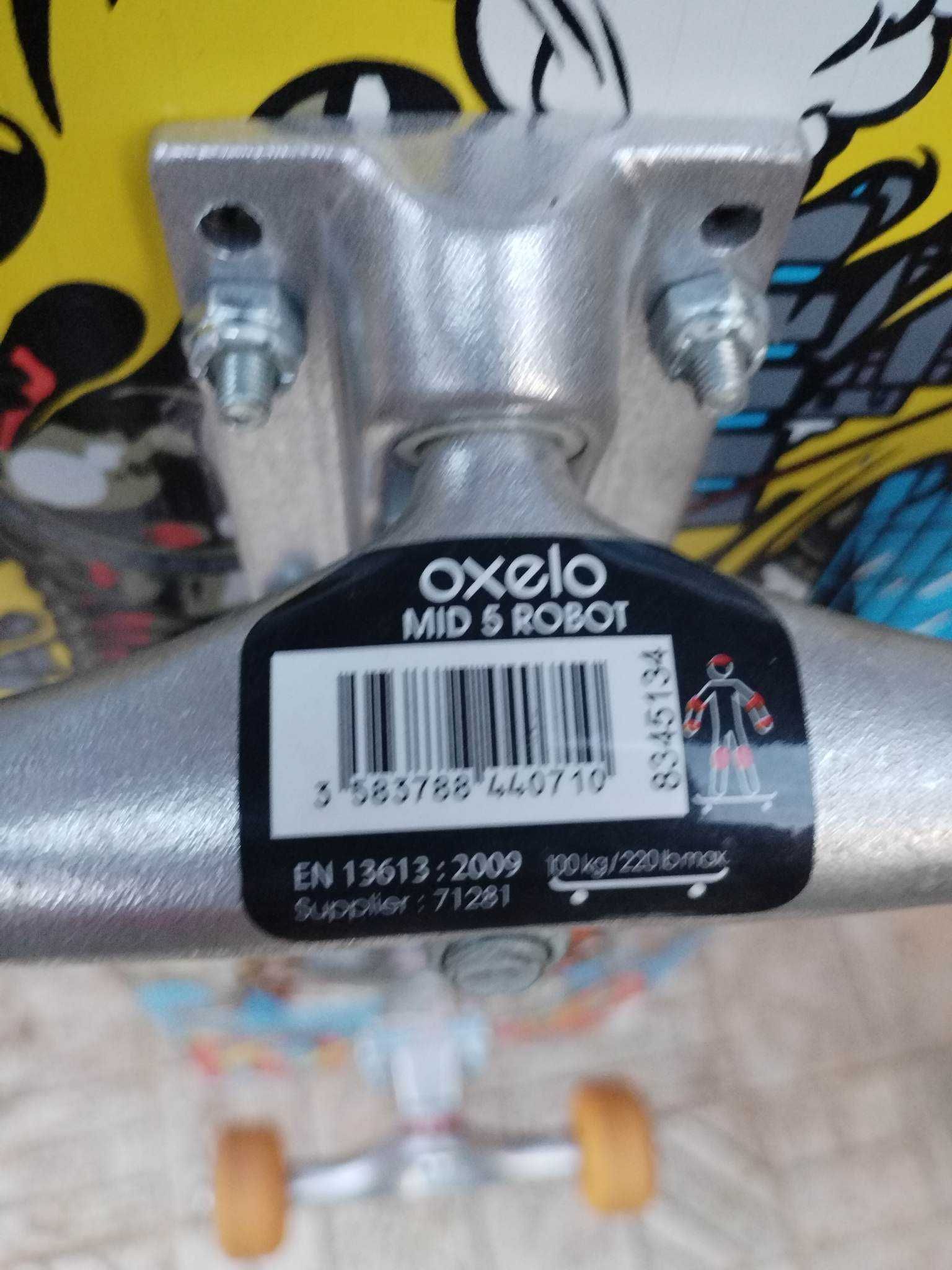 Skateboard Oxelo mid 5 robot