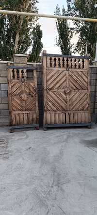 Ворота продам деревянные