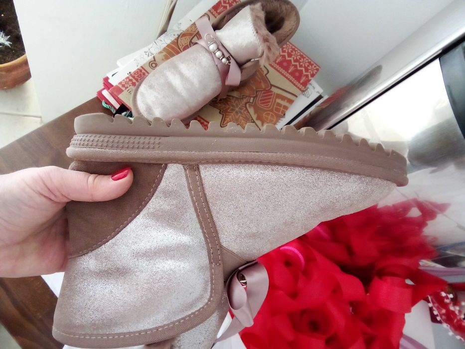 Нови итал. ботуши 38, кожа -99 лв.