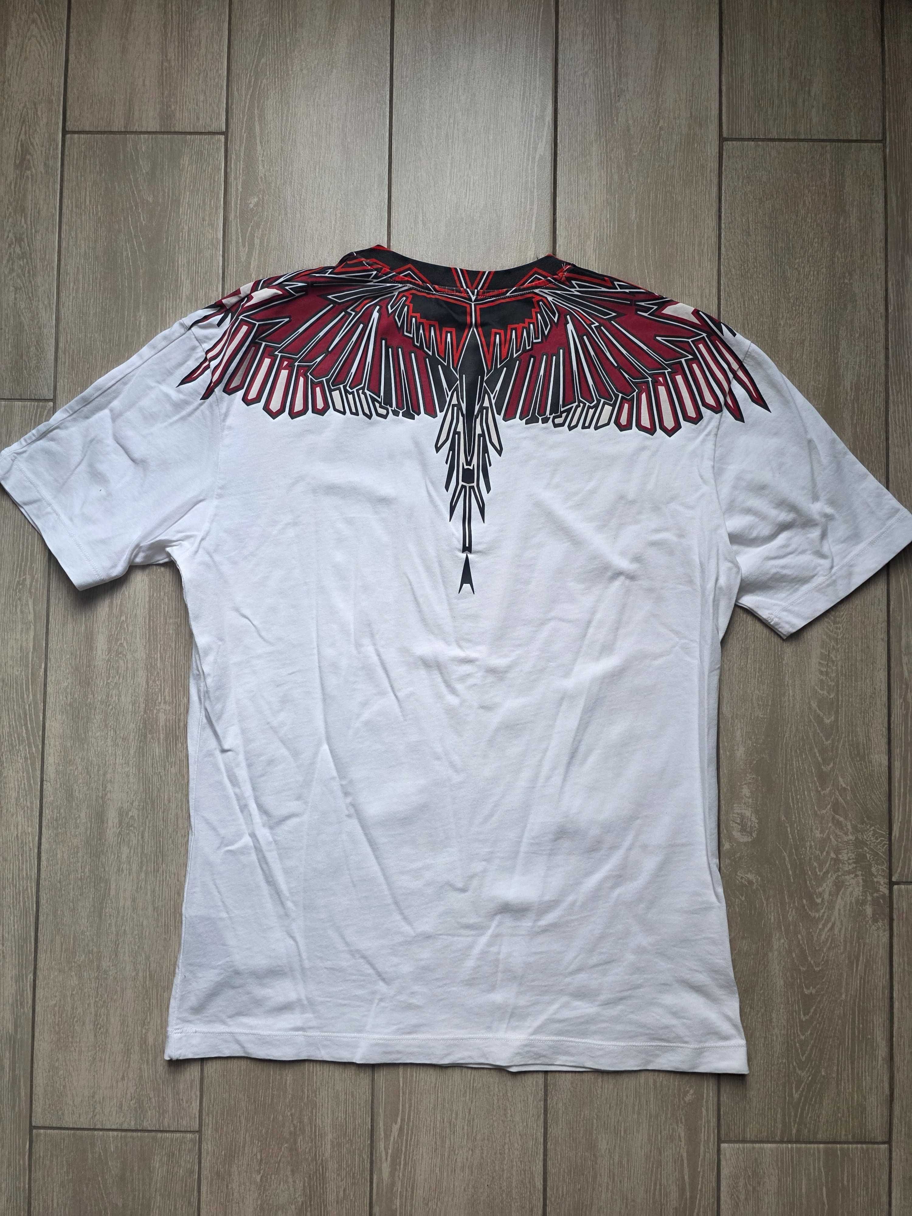 Продавам тениска Marcelo Burlon