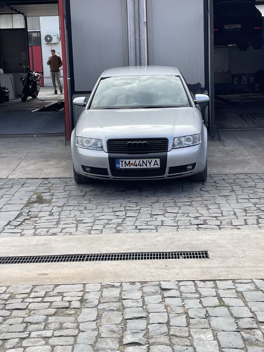 Vand sau schimb audi a4