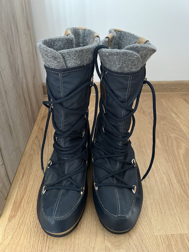 Cizme de zapada Moon Boot marimea 40