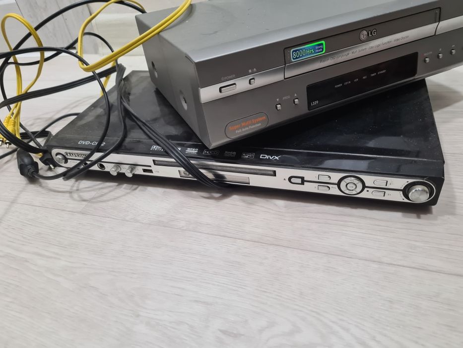 Продаю срочно DVD-плеер и VHS видеокассетный рекордер!В хорошем сост.