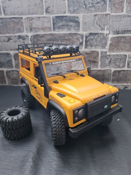 Masinuta Land Rover Defender - 4x4 - Telecomanda