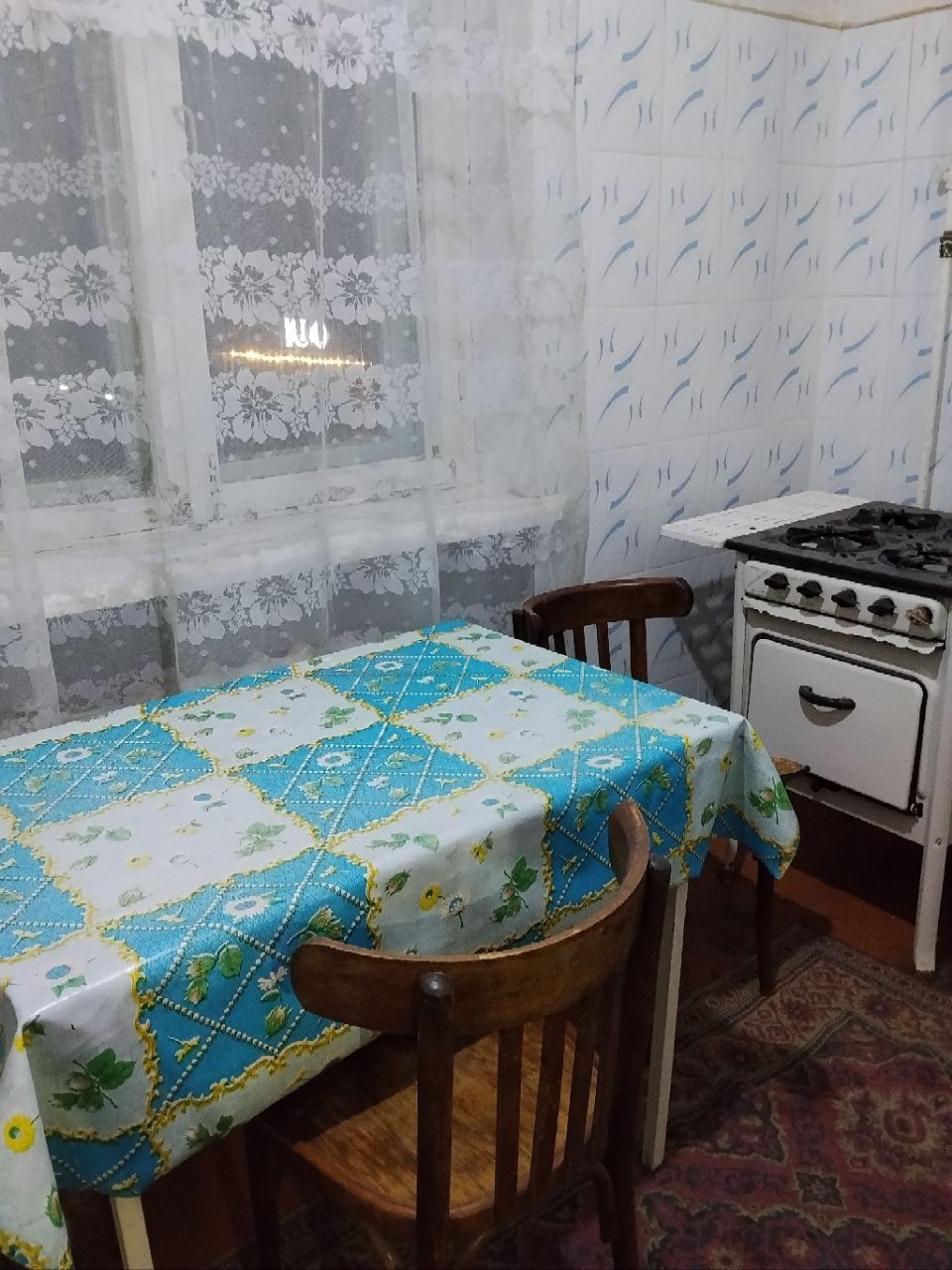 Сдаётся 2 х комнатная квартира в районе дворец химиков