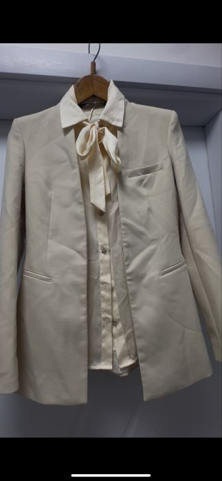 Костюм Зара в цвят светлобежов