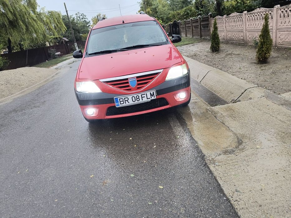 Vând Dacia Logan mcv