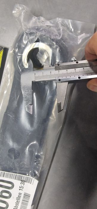 Tirant inferior tractor new holland valtra same fiat fendt deutz masse