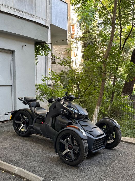 Can-Am Ryker Sport 900 Garantie - se conduce cu B