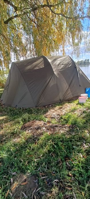 Cort prologic Cruzade
Cruzade Session Bivvy completeaza familia Prolog