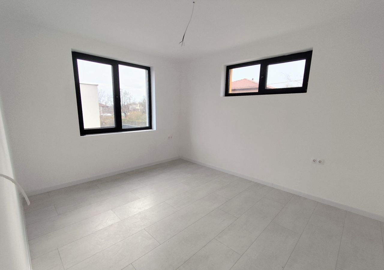 Продава се Къща в Варна, м-т Ментешето - 183 кв.м за 1476 €/кв.м - Снимка #9