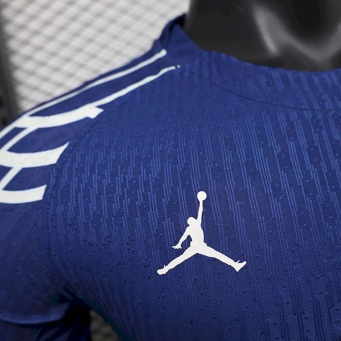 Игрална версия на екип ПСЖ 2025/26