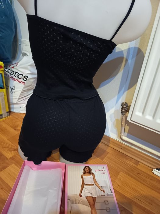 Pijamale dama scurte