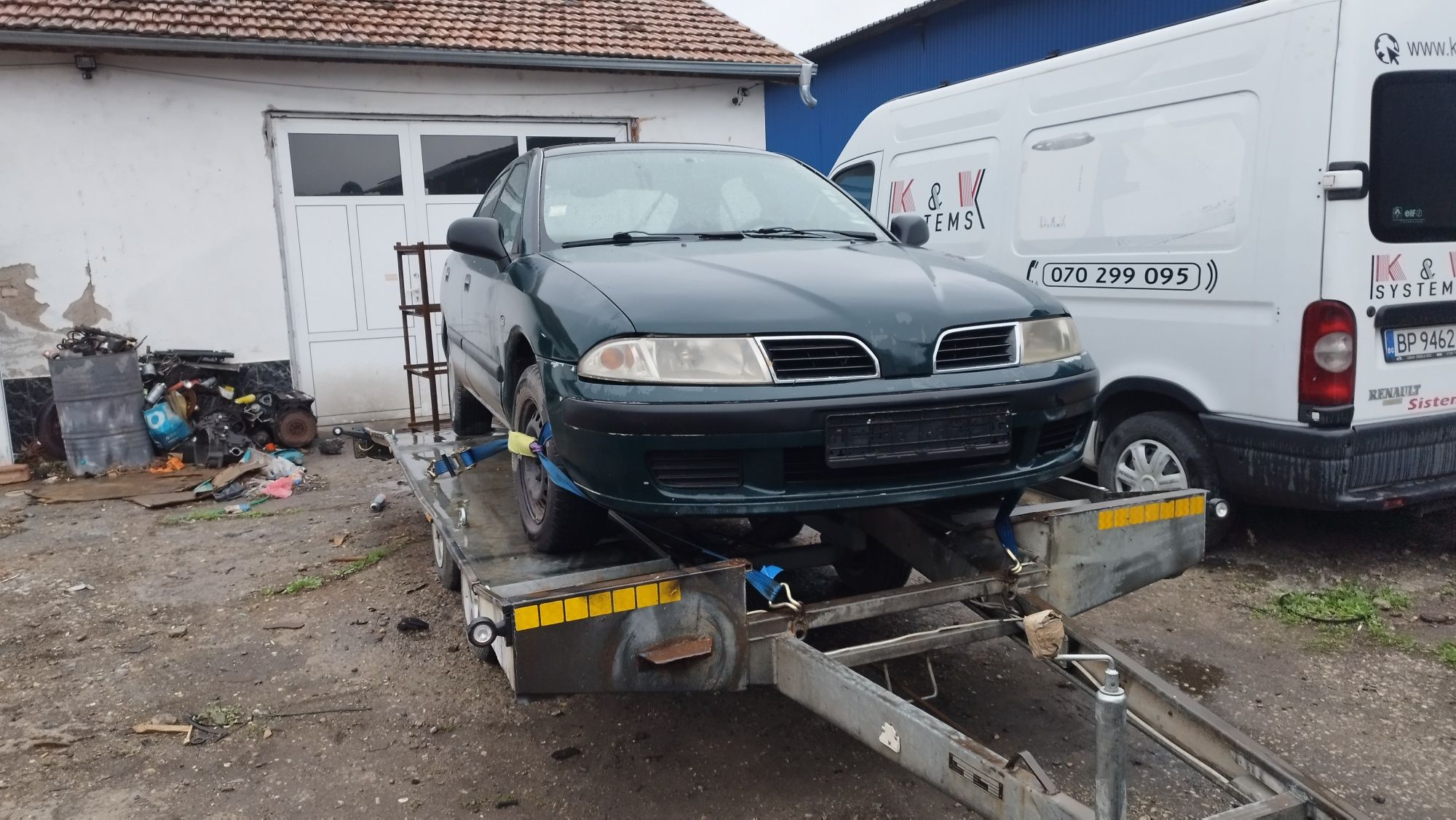 Mitsubishi Carisma  На части*Климатик* 1.9дид
