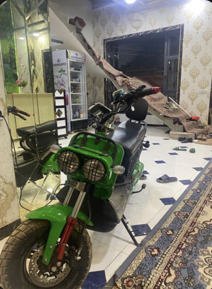 Tank skuter sotiladi holadi yaxwi skuterha malibu singnal qoyilgan