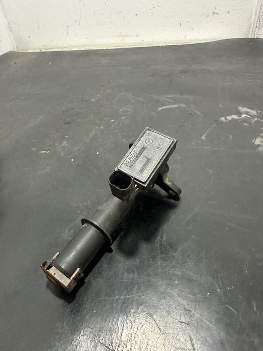 Senzor nivel baie ulei Mercedes ML 270 W163 2.7 cdi A0041535228