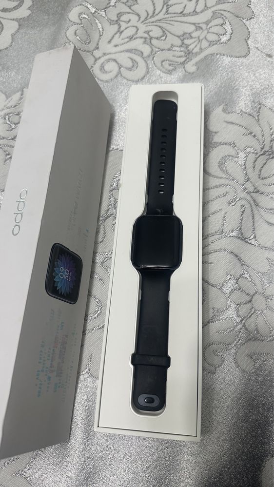 Oppo Watch смарт часы
