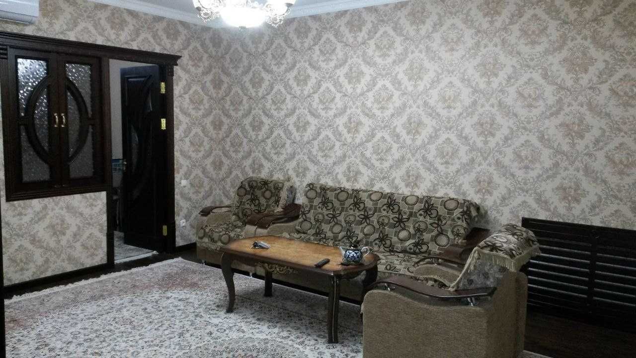 Срочно Продается 4-х ком квартира Юнусабад-17 ЖК Бахт Касри