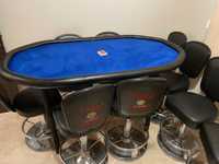 Покер маса и оригинални столове от казино