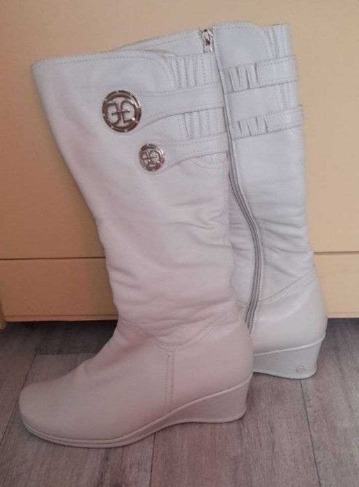 Обувь зимняя и весенняя